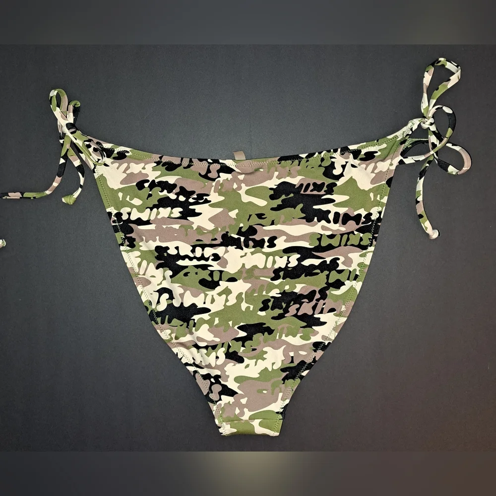 ⛱️NWT SKIMS Dippy tie String Bikini Bottoms CAMO LOGO PRINT 3X